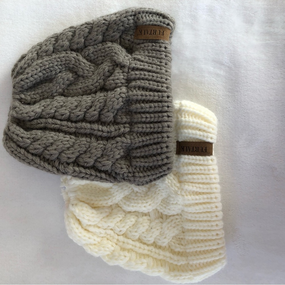 BUN/PONYTAIL hole beanie
